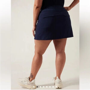 Athleta Navy Blue Athletic Soho Skort size 26 NWT